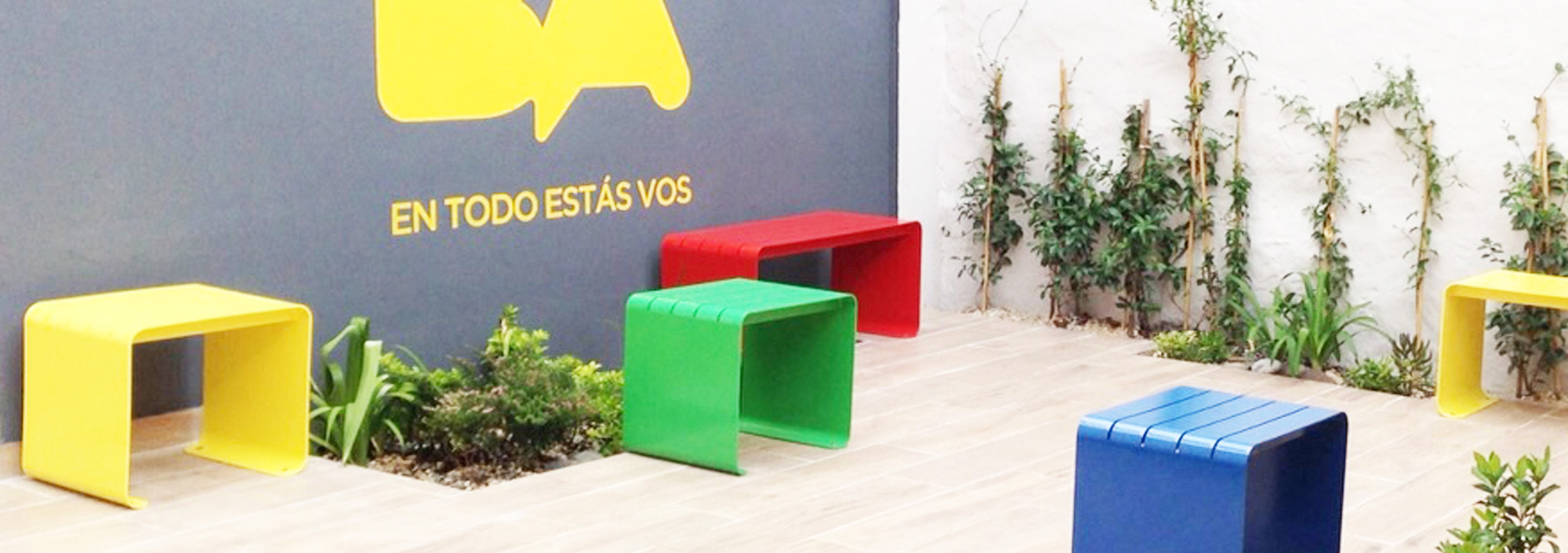 Nomen Design - Mobiliário Urbano e Corporativo